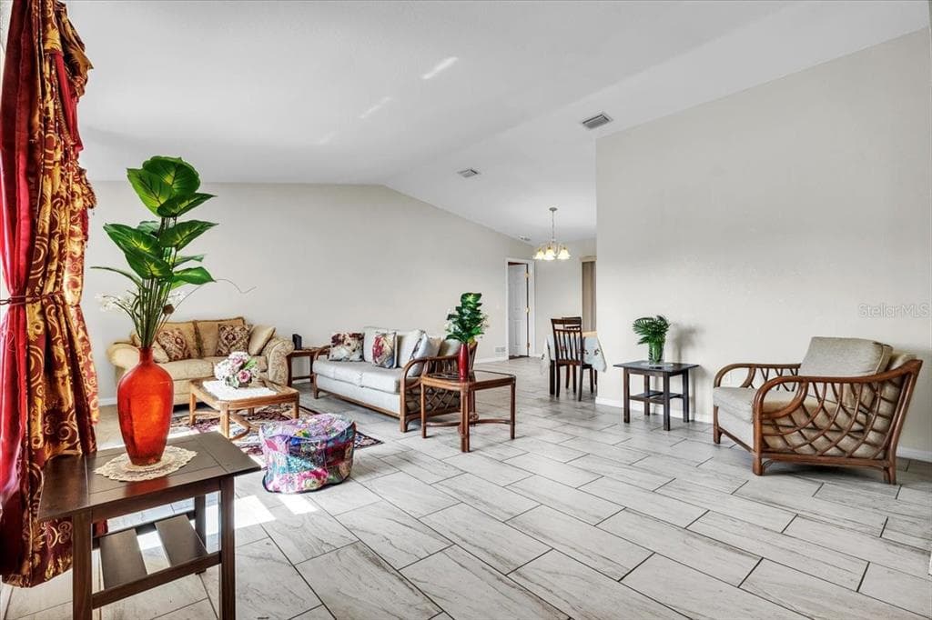 1726 BLUE LAKE CIRCLE, PUNTA GORDA, FL 33983 — zdjęcie 4