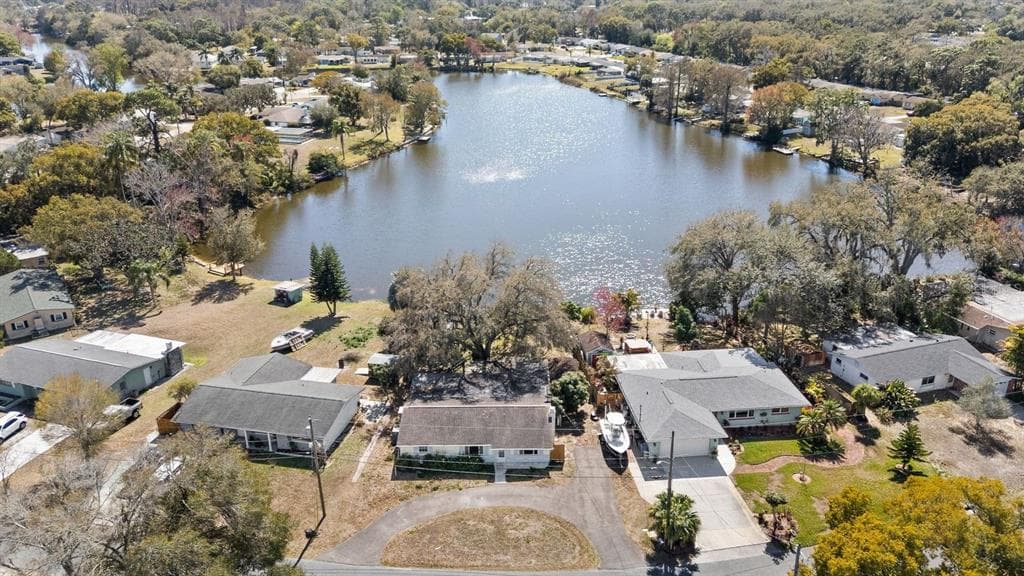 6870 PARKSIDE DRIVE, NEW PORT RICHEY, FL 34653