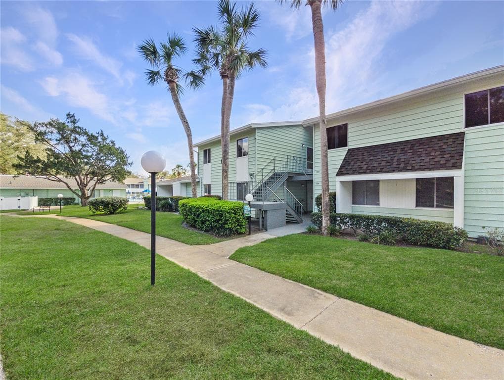 527 MIDWAY DRIVE # B, OCALA, FL 34472