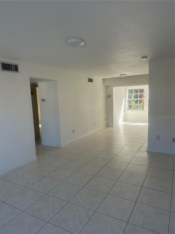 4158 TAMIAMI TRAIL # B1, PORT CHARLOTTE, FL 33952 — zdjęcie 3