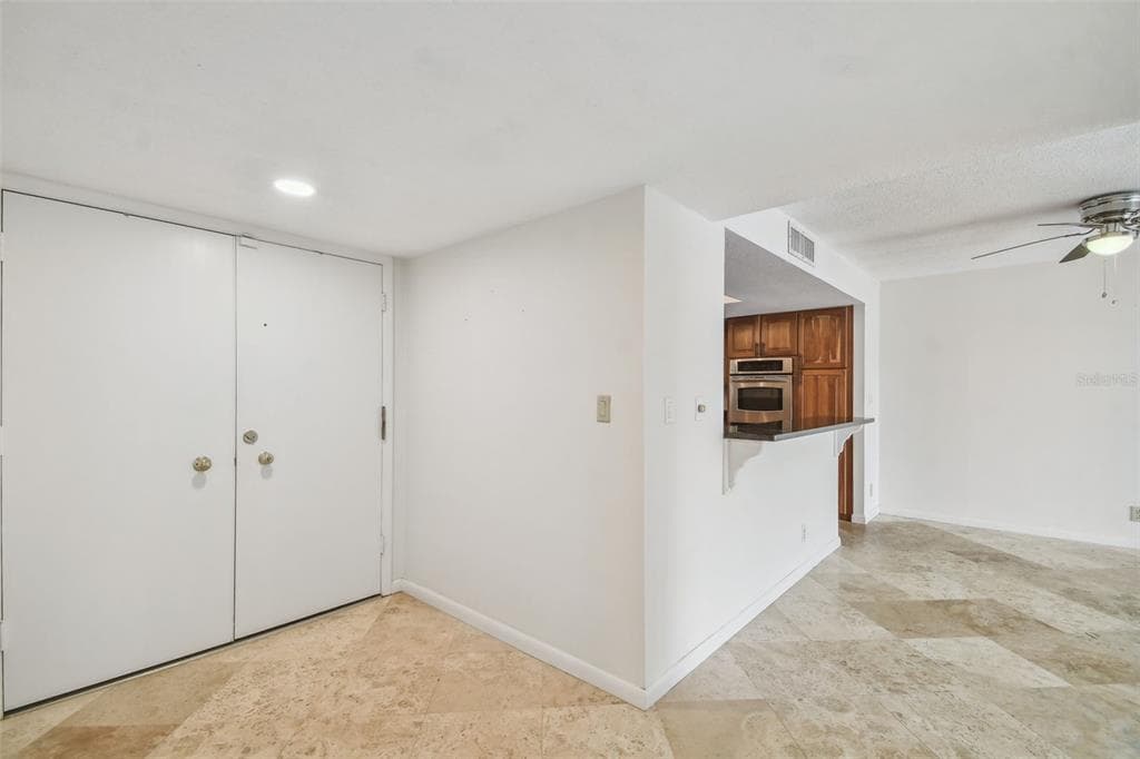100 OAKMONT LANE # 106, BELLEAIR, FL 33756 — zdjęcie 4