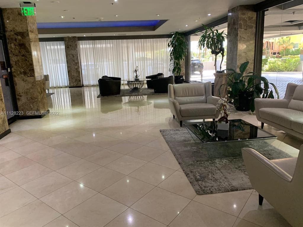 8877 COLLINS AVENUE # 506, SURFSIDE, FL 33154 — zdjęcie 2