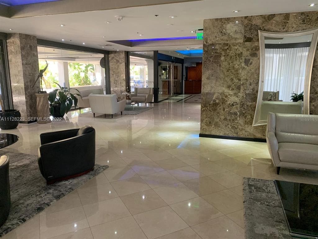 8877 COLLINS AVENUE # 506, SURFSIDE, FL 33154 — zdjęcie 4