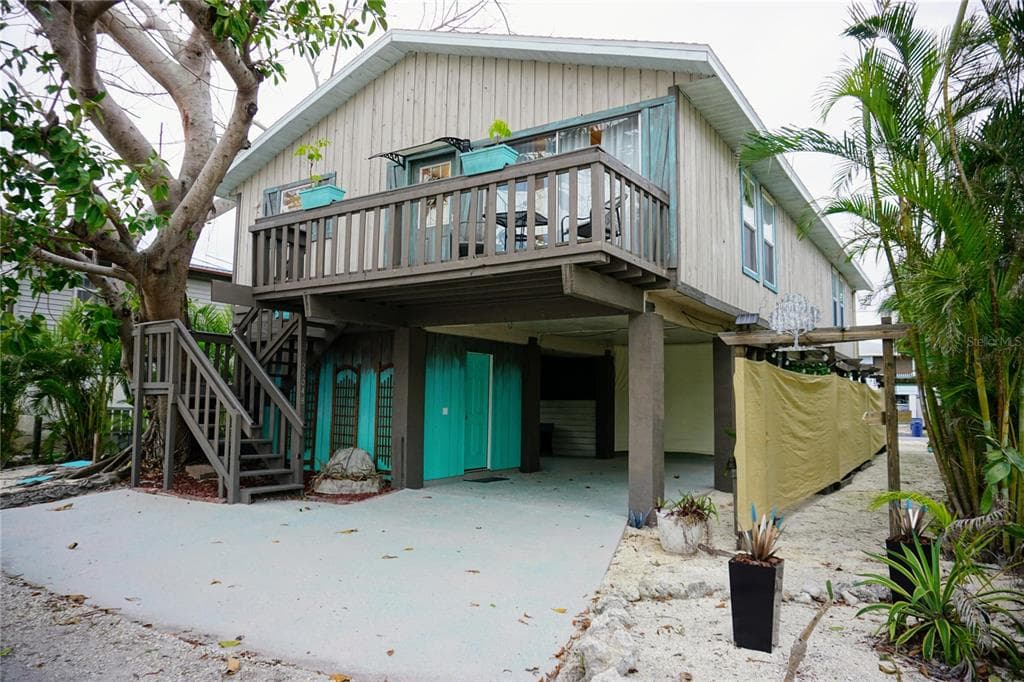 2504 AVENUE B, BRADENTON BEACH, FL 34217