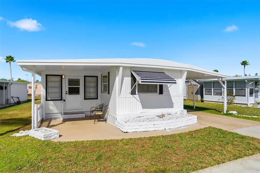 10913 LIBERTY DRIVE, PORT RICHEY, FL 34668 — zdjęcie 2