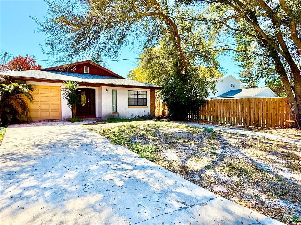 8336 JACKSON SPRINGS ROAD, TAMPA, FL 33615 — zdjęcie 2