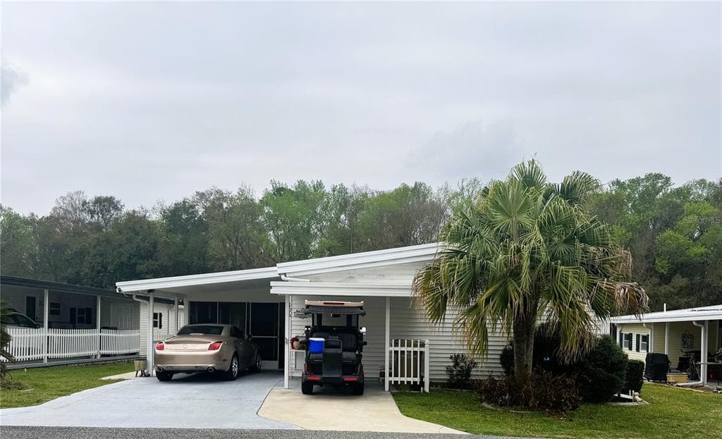 106 PALO VERDE DRIVE, LEESBURG, FL 34748