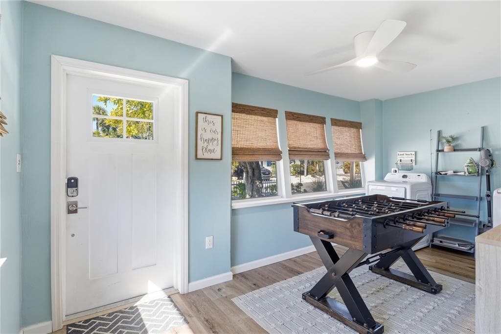 205 HAVERKOS COURT, HOLMES BEACH, FL 34217 — zdjęcie 3