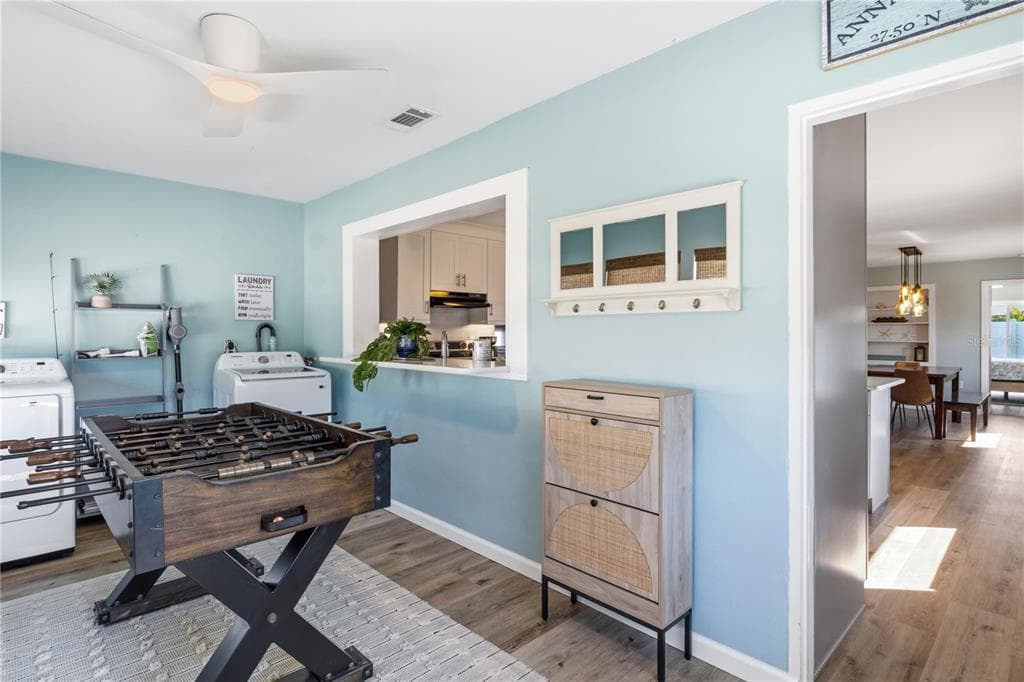 205 HAVERKOS COURT, HOLMES BEACH, FL 34217 — zdjęcie 4