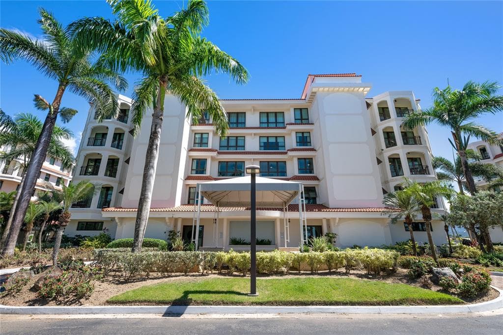 400 COCO BEACH BVL # 302B, RIO GRANDE, PR 00721