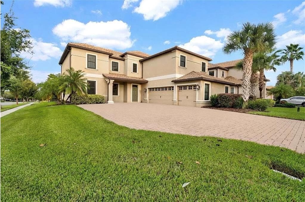 1301 GLENEAGLES LANE, DAVENPORT, FL 33896