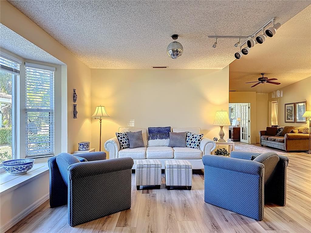 5611 GARDEN LAKES DRIVE, BRADENTON, FL 34203 — zdjęcie 4
