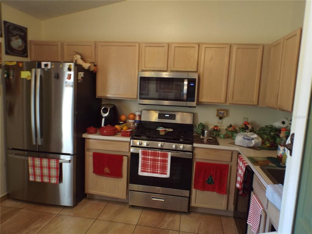 2546 SAGE DRIVE, KISSIMMEE, FL 34758 — zdjęcie 3