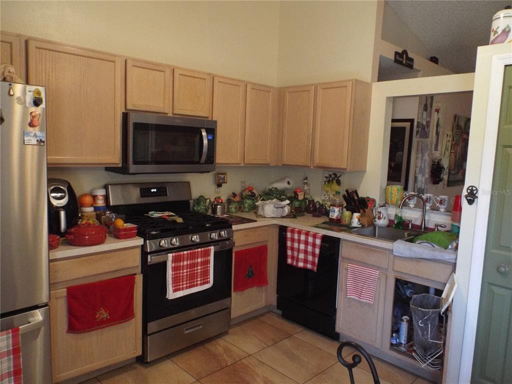 2546 SAGE DRIVE, KISSIMMEE, FL 34758 — zdjęcie 4