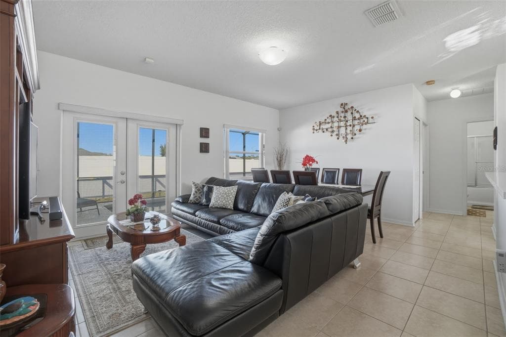 995 CUMBERLAND DRIVE, KISSIMMEE, FL 34759 — zdjęcie 5