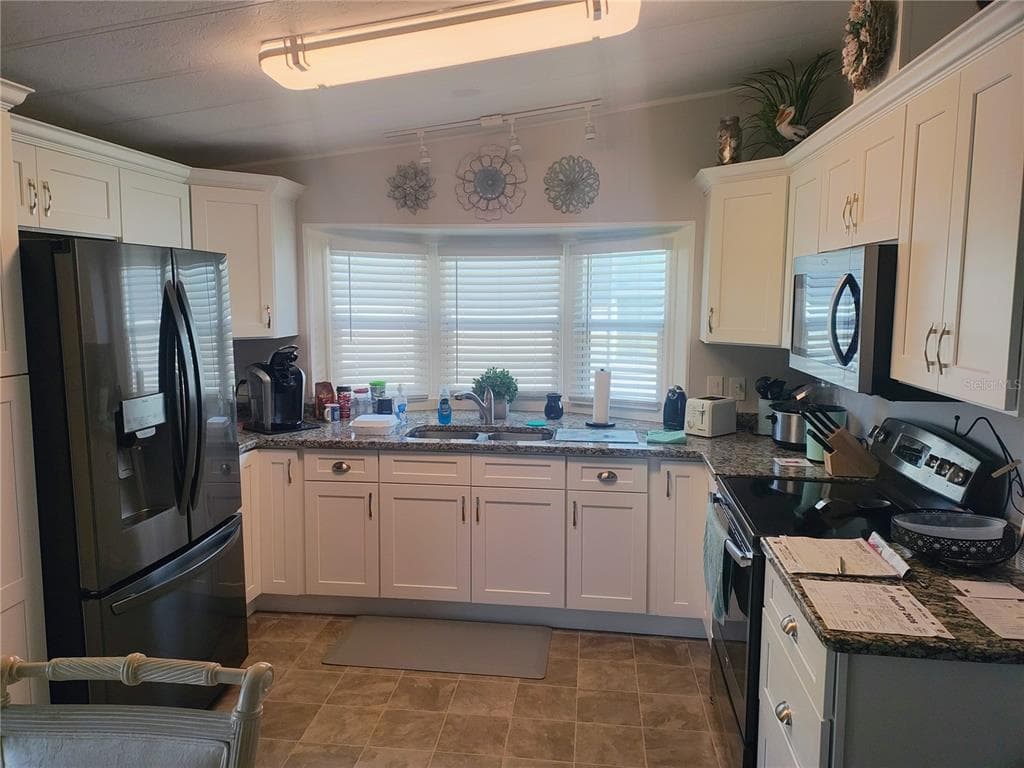 15550 BURNT STORE ROAD # 236, PUNTA GORDA, FL 33955 — zdjęcie 2