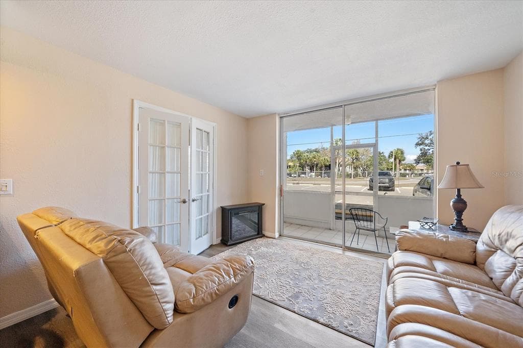 519 ALBEE FARM ROAD # 111, VENICE, FL 34285 — zdjęcie 4