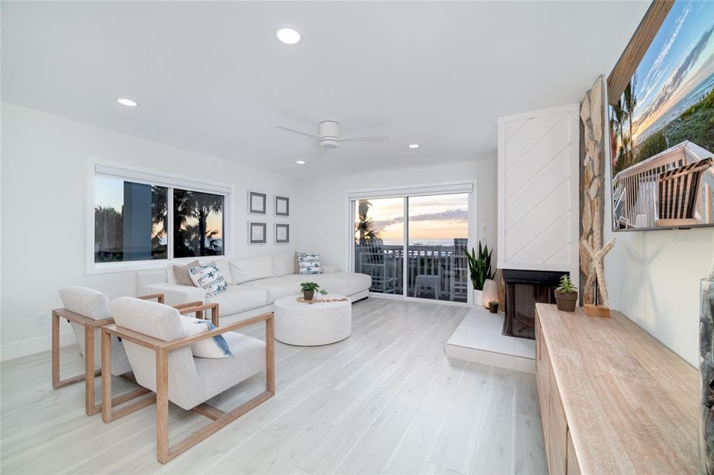 1104 BEACH TRAIL # 1, INDIAN ROCKS BEACH, FL 33785 — zdjęcie 2