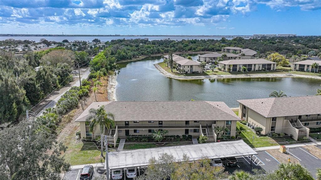 4000 OAKVIEW DRIVE # L2, PUNTA GORDA, FL 33980 — zdjęcie 2