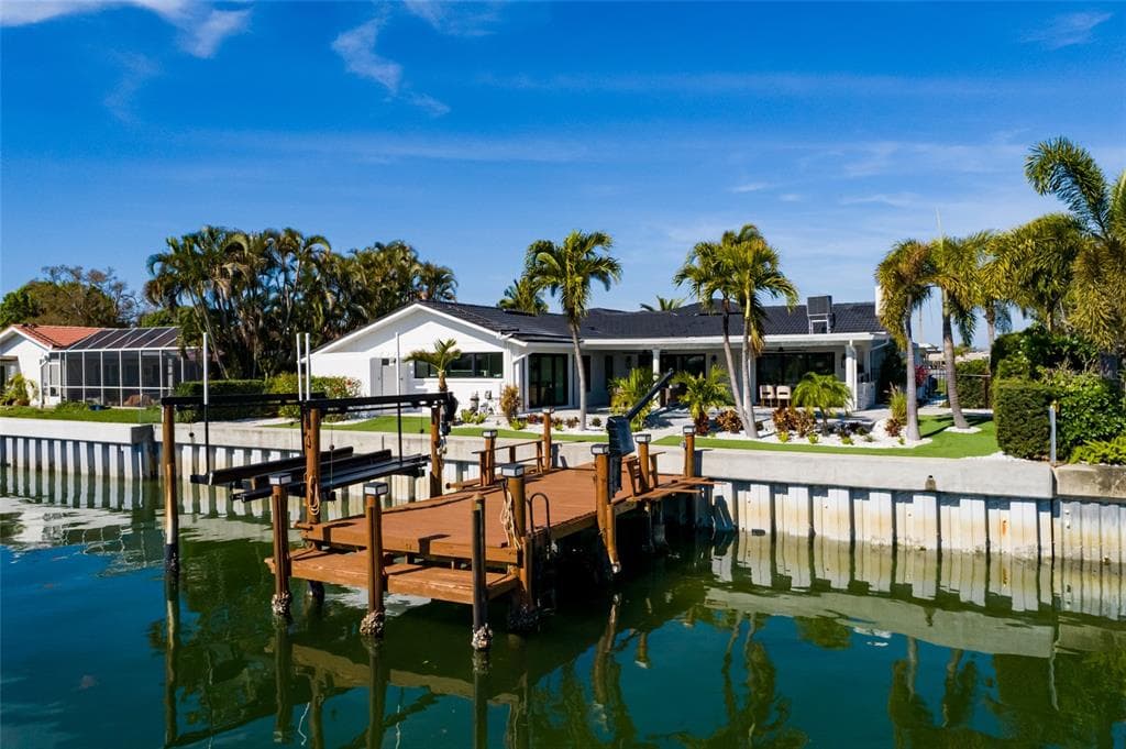 2032 KANSAS AVENUE NE, ST PETERSBURG, FL 33703 — zdjęcie 4