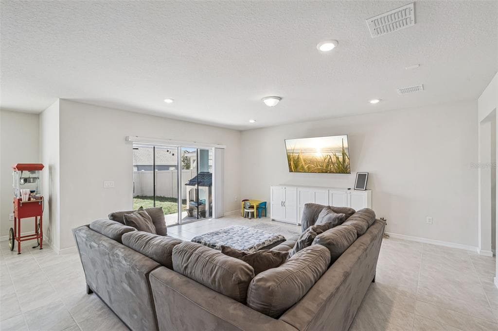 2210 LOVELY LANE, DAVENPORT, FL 33896 — zdjęcie 5