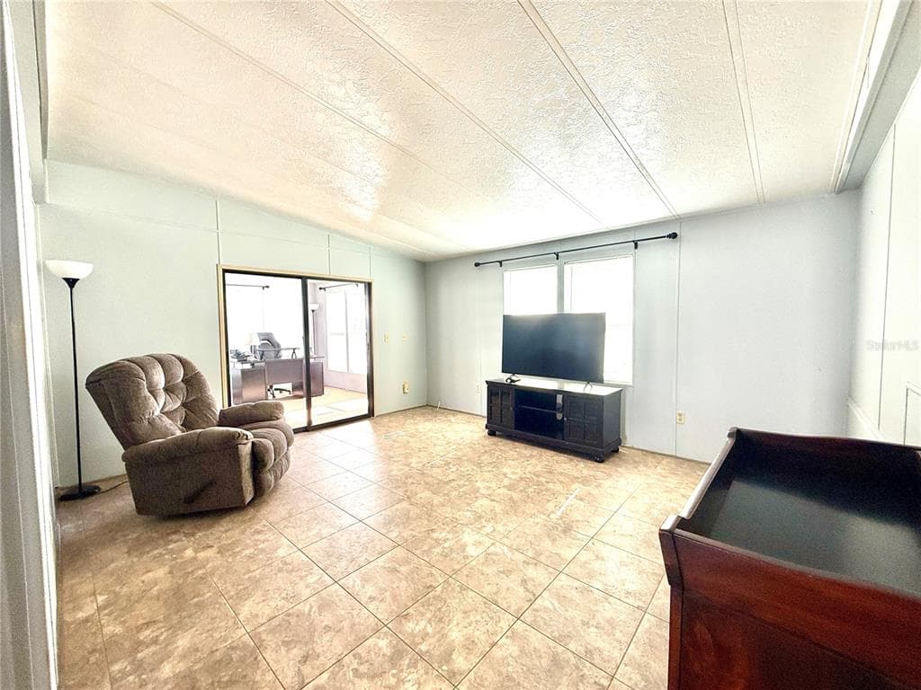 225 N SAINT THOMAS CIRCLE, APOLLO BEACH, FL 33572 — zdjęcie 3