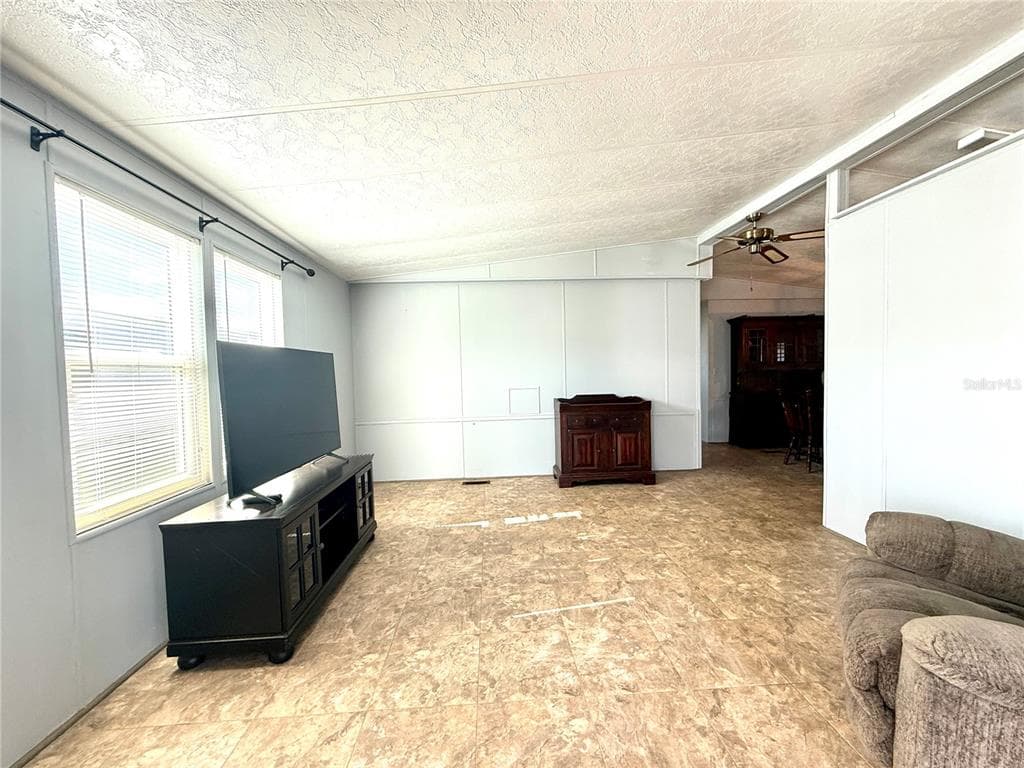 225 N SAINT THOMAS CIRCLE, APOLLO BEACH, FL 33572 — zdjęcie 4
