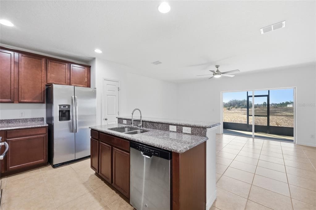196 PRIMROSE DRIVE, DAVENPORT, FL 33837 — zdjęcie 2