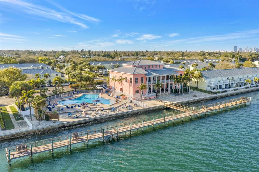 5102 COQUINA KEY DRIVE SE # D, ST PETERSBURG, FL 33705 — zdjęcie 5