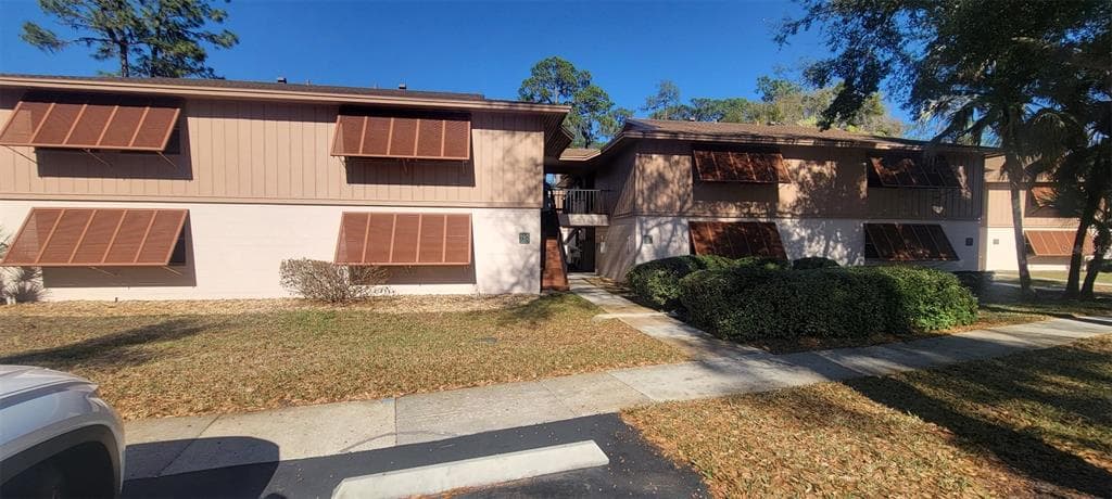 180 MAGNOLIA WOODS COURT # 19A, DELTONA, FL 32725