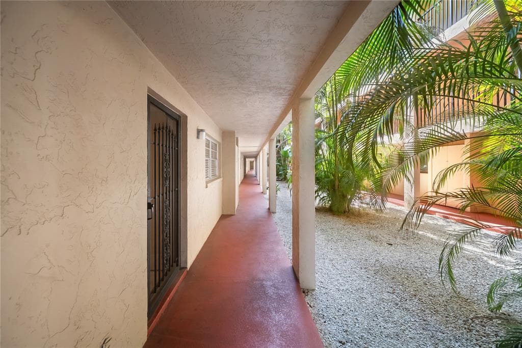 3700 S OSPREY AVENUE # 118, SARASOTA, FL 34239 — zdjęcie 4