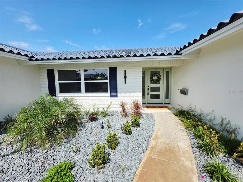 1985 MICHIGAN AVENUE NE, ST PETERSBURG, FL 33703 — zdjęcie 4