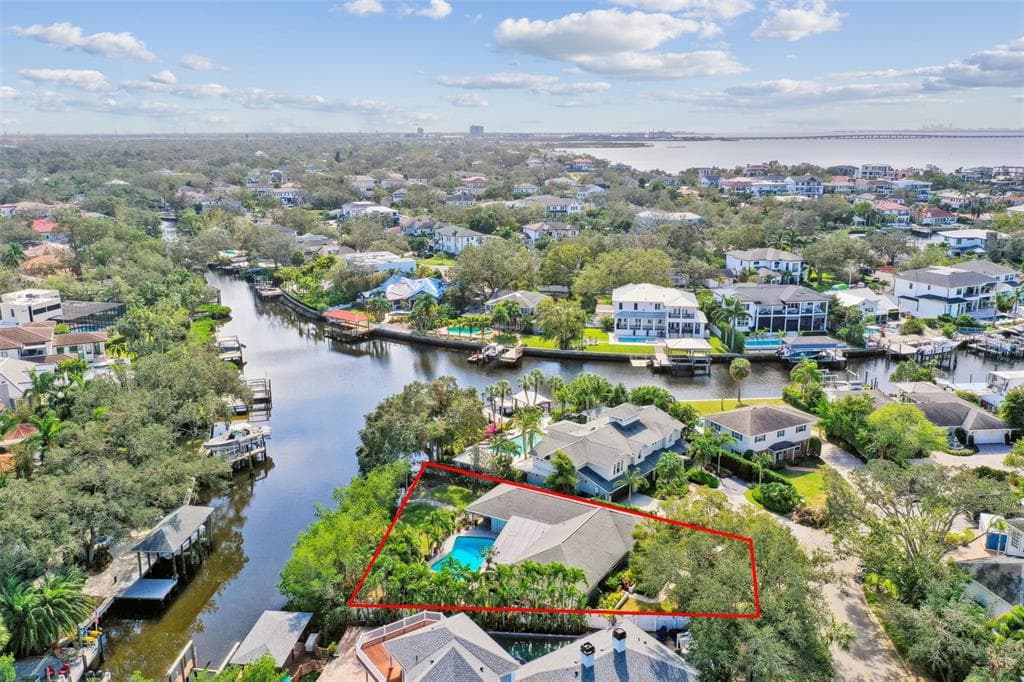 5104 W SAN JOSE STREET, TAMPA, FL 33629