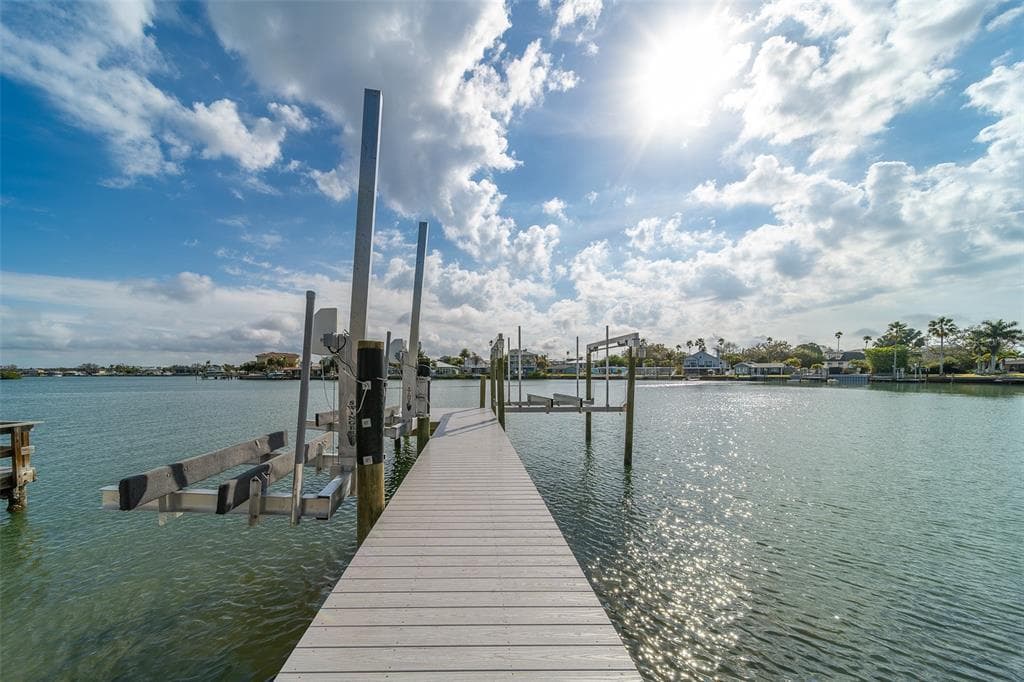 1217 BAY SHORE BOULEVARD, INDIAN ROCKS BEACH, FL 33785 — zdjęcie 2