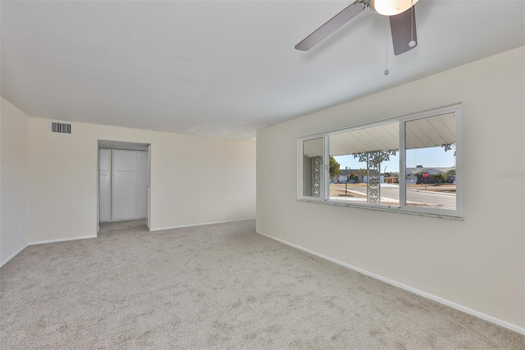 703 BEL AIR AVENUE, SUN CITY CENTER, FL 33573 — zdjęcie 3