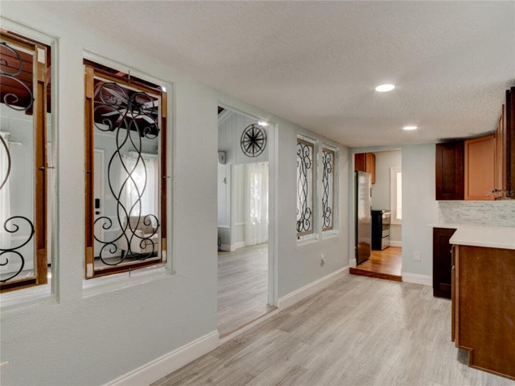 425 N OLEANDER AVENUE, DAYTONA BEACH, FL 32118 — zdjęcie 4