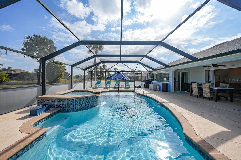 600 ROYAL POINCIANA, PUNTA GORDA, FL 33955 — zdjęcie 2