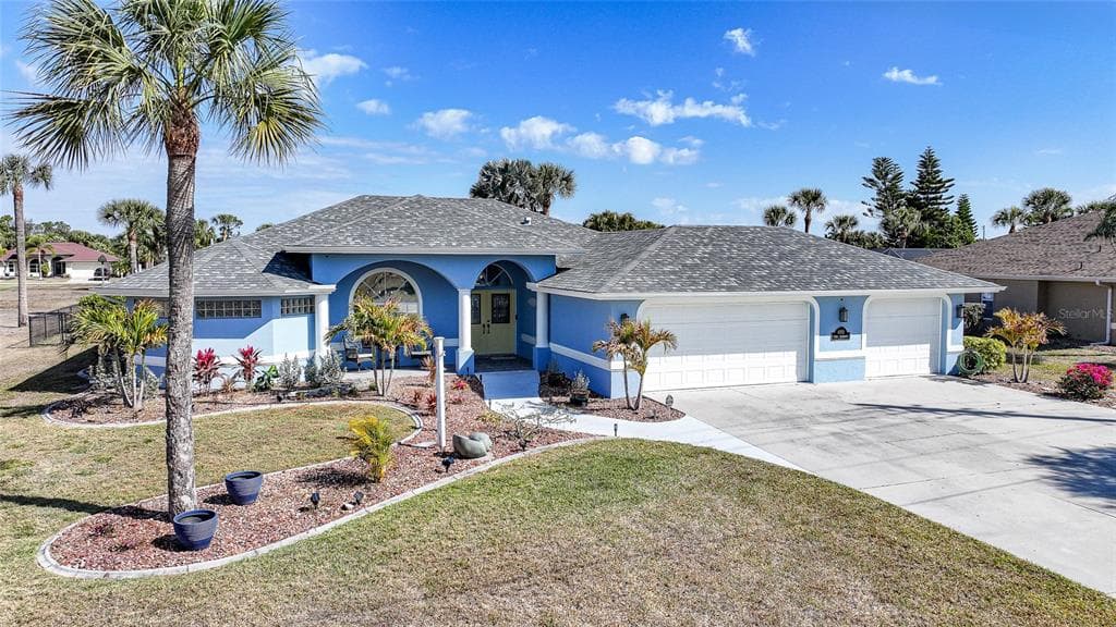 600 ROYAL POINCIANA, PUNTA GORDA, FL 33955