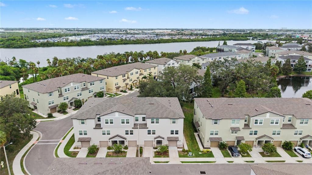 4607 TUSCAN LOON DRIVE, TAMPA, FL 33619 — zdjęcie 3
