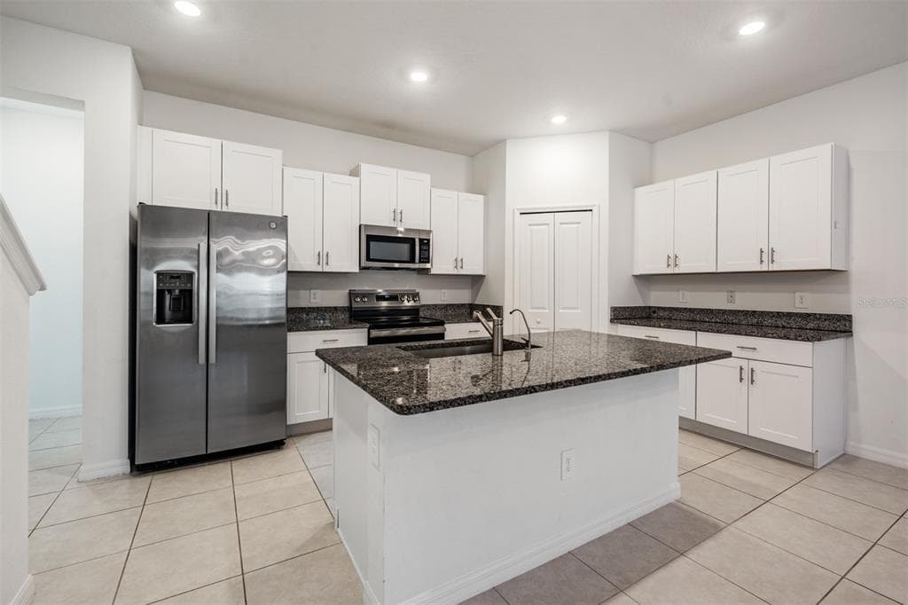 4607 TUSCAN LOON DRIVE, TAMPA, FL 33619 — zdjęcie 5