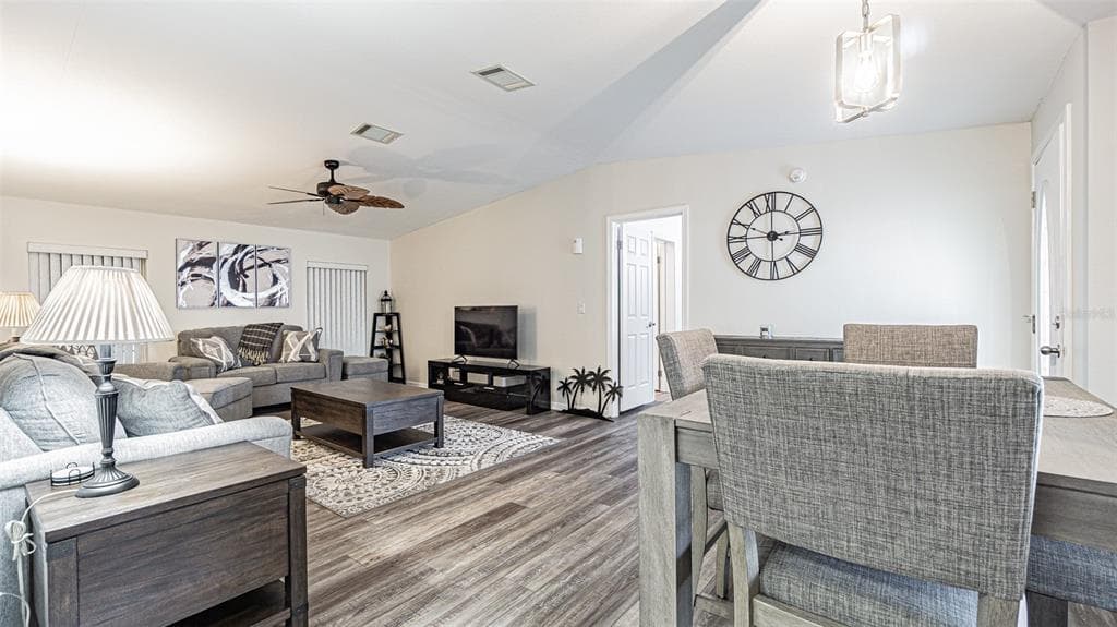 37436 LILLY BEA AVENUE, ZEPHYRHILLS, FL 33541 — zdjęcie 3