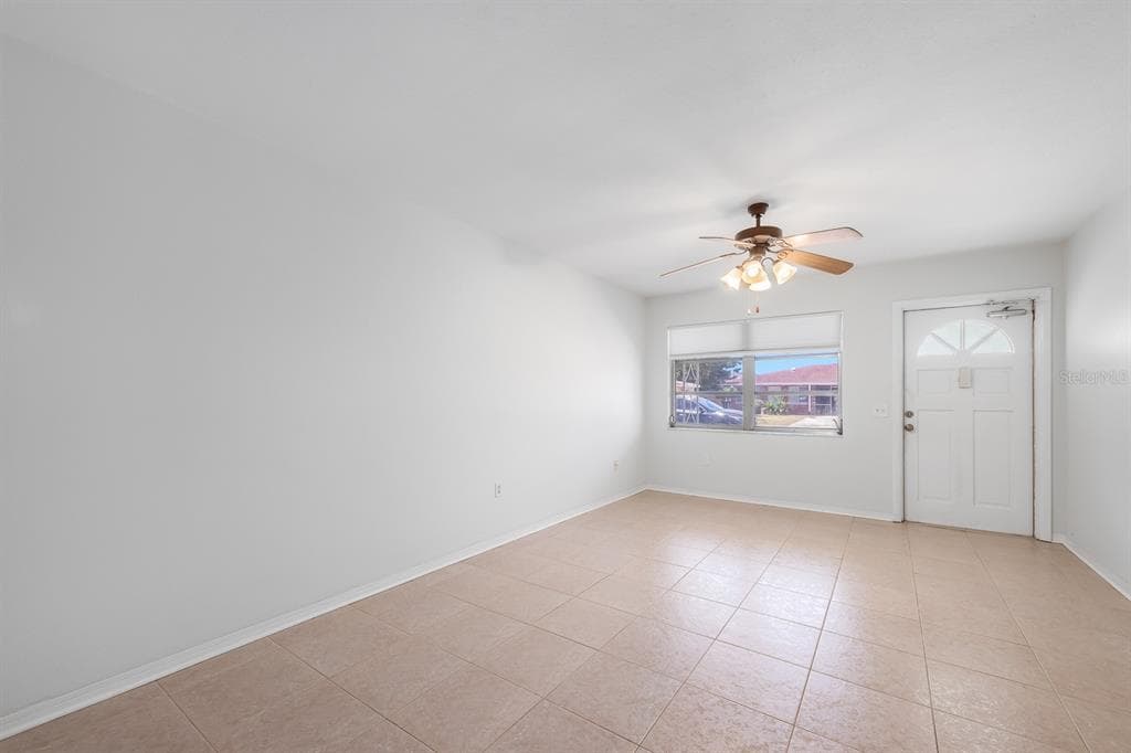 3775 59TH STREET N # 2, ST PETERSBURG, FL 33710 — zdjęcie 3