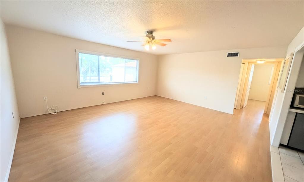 360 BASE AVENUE E # 424, VENICE, FL 34285 — zdjęcie 4