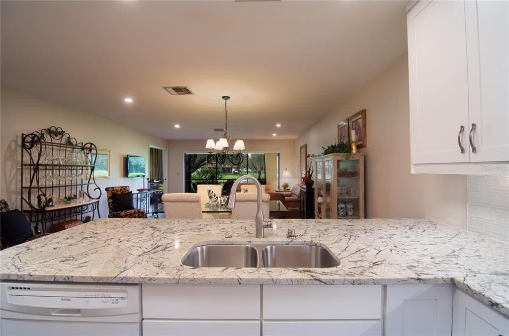 5635 GOLF POINTE DRIVE # 101, SARASOTA, FL 34243 — zdjęcie 5
