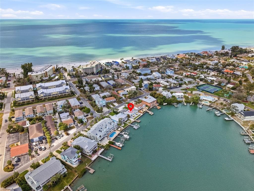 2605 BAY BOULEVARD, INDIAN ROCKS BEACH, FL 33785