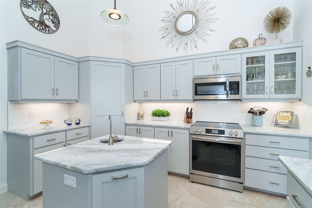 100 N GREEN DOLPHIN DRIVE, CAPE HAZE, FL 33946 — zdjęcie 4