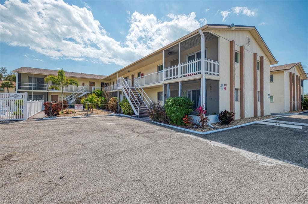 320 BASE AVENUE E # 224, VENICE, FL 34285