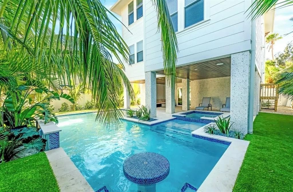 2403 AVENUE C, BRADENTON BEACH, FL 34217 — zdjęcie 2