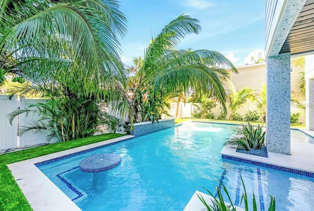 2403 AVENUE C, BRADENTON BEACH, FL 34217 — zdjęcie 3