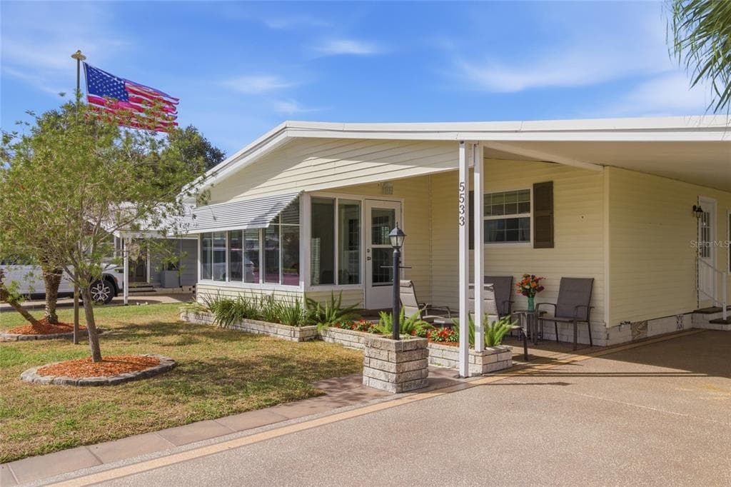 5533 REGAL WAY, ZEPHYRHILLS, FL 33541 — zdjęcie 5